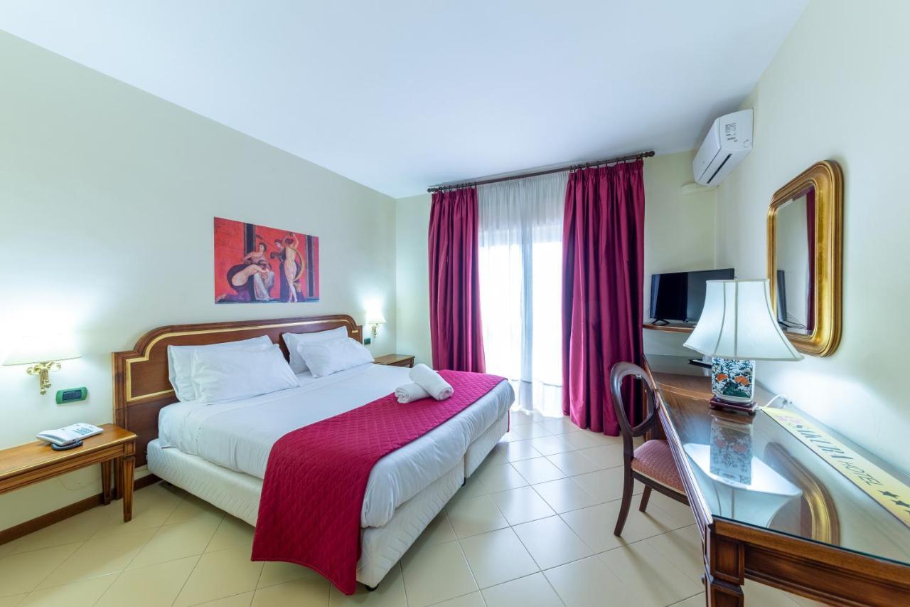 Hotel Sakura Torre del Greco Eksteriør billede