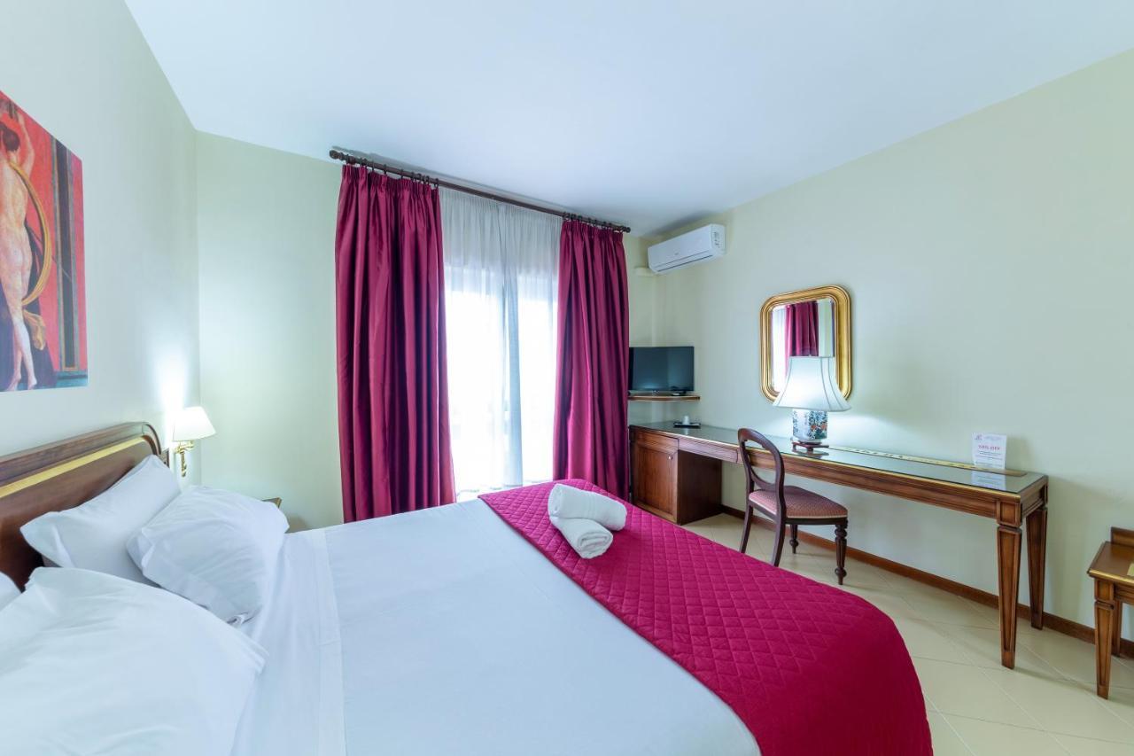 Hotel Sakura Torre del Greco Eksteriør billede
